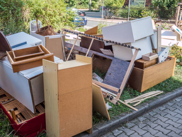 Best Yard Cleanup Services  in Hapeville, GA